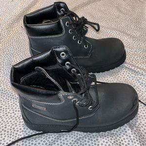 Boys/ men’s black workboots